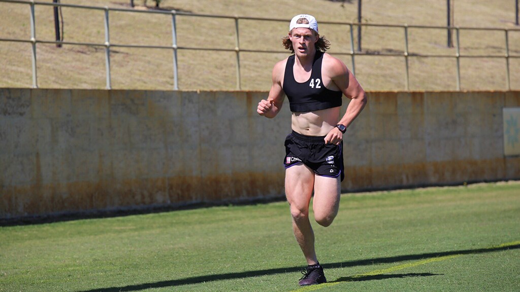 SGFreoTH350TT.jpg Running machine Stefan Giro won Fremantle's 2km time trial - AFL,Fremantle Dockers,Stefan Giro,Andrew Brayshaw,Ethan Hughes,Griffin Logue,Connor Blakely